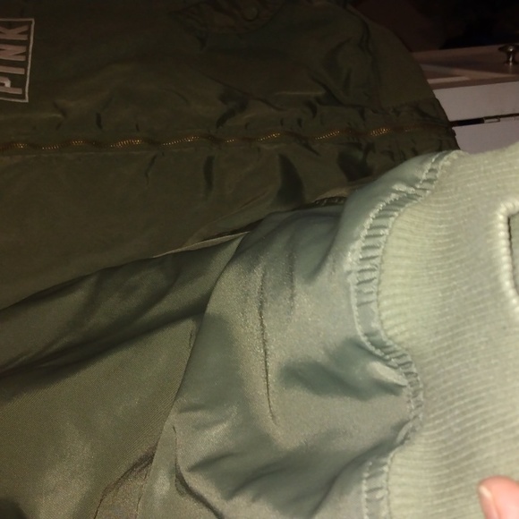 Pink Victoria Secret windbreaker green jacket size XS - Picture 9 of 17